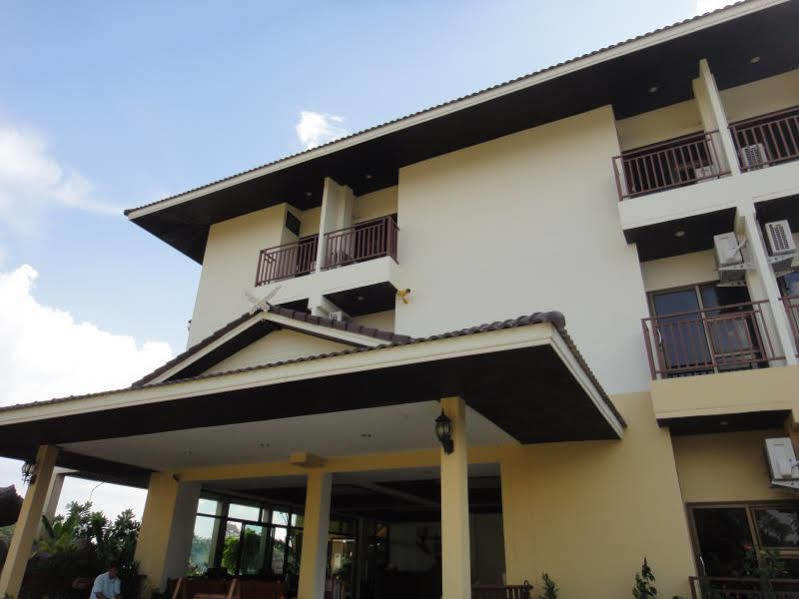 Huaymuang Apartment Ubon Ratchathani Esterno foto