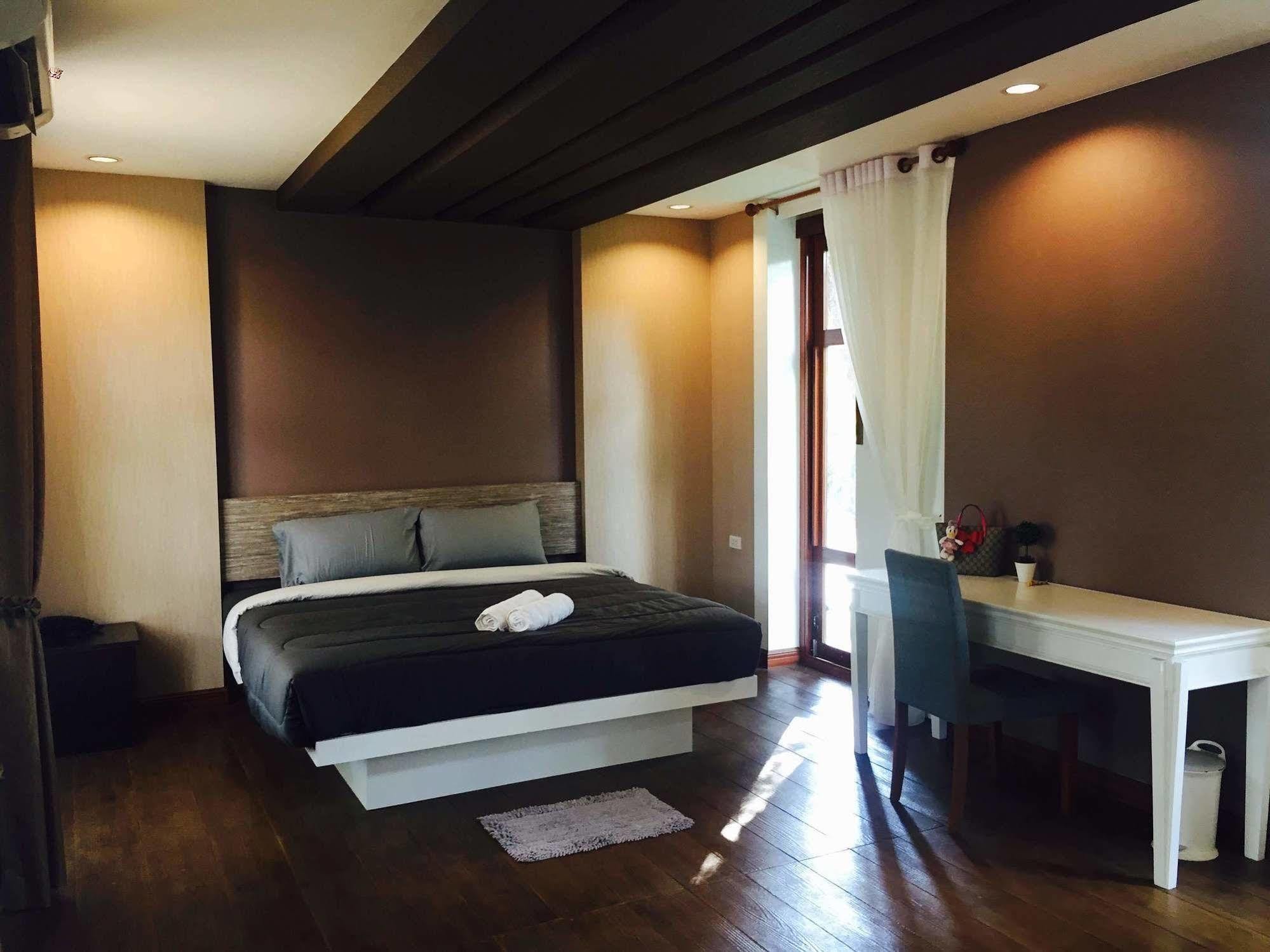 Huaymuang Apartment Ubon Ratchathani Esterno foto