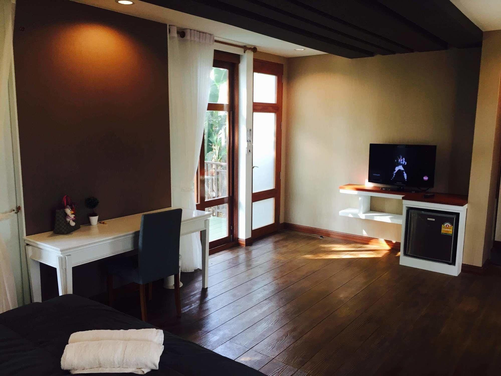 Huaymuang Apartment Ubon Ratchathani Esterno foto