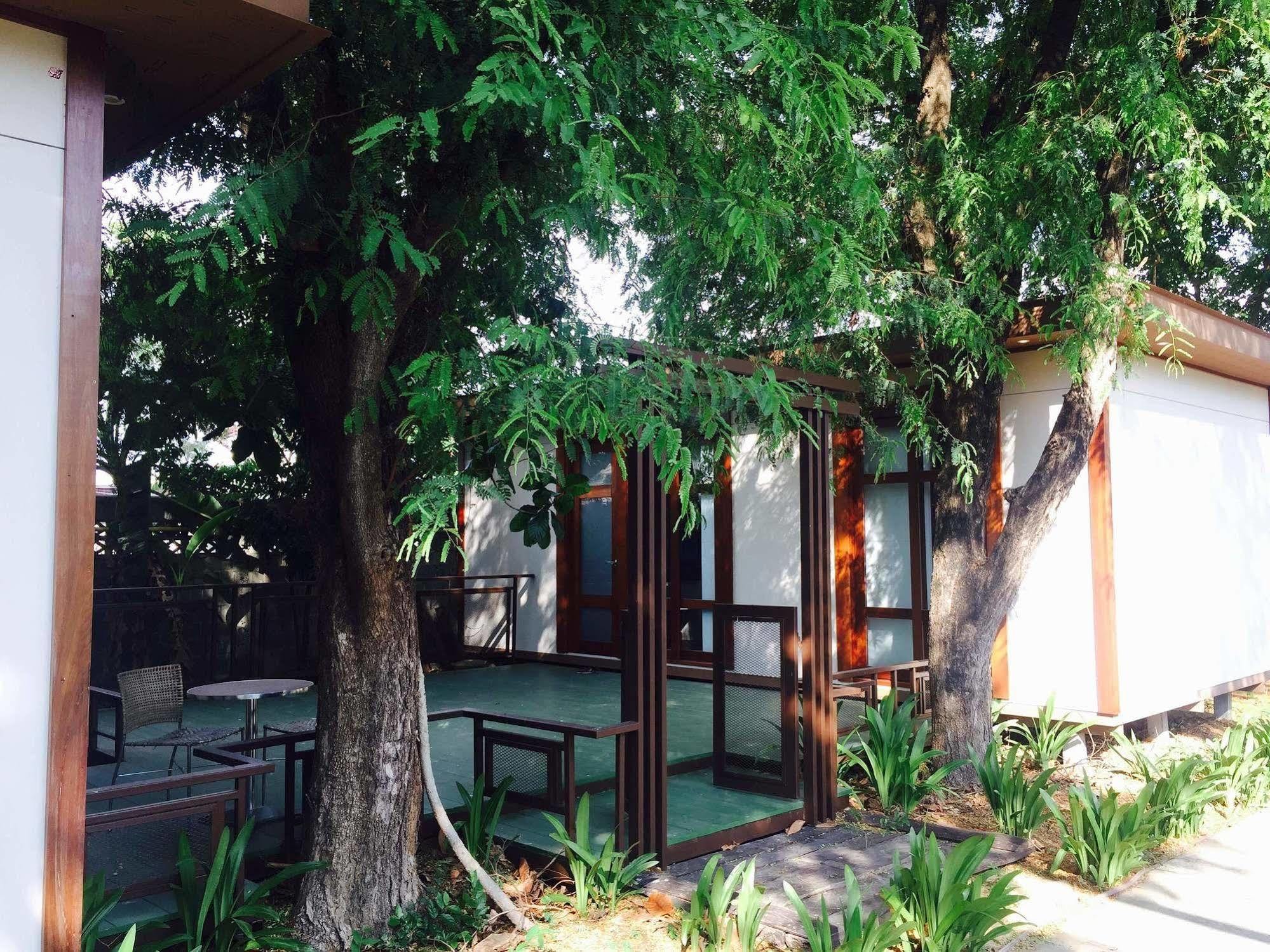 Huaymuang Apartment Ubon Ratchathani Esterno foto